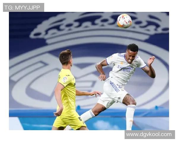 足球明星门帘布遮挡的背后故事与时尚潮流的碰撞分析