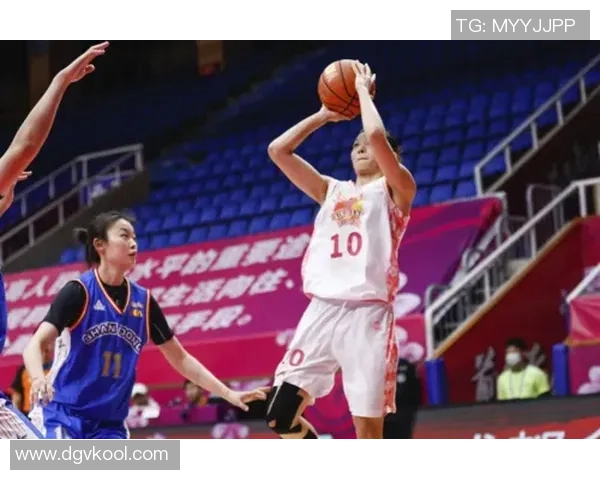 重庆乒乓球队以92分稳居城市联赛积分榜首位展现强劲实力